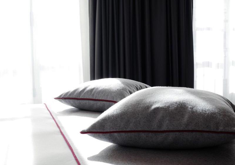 コンフォートルーム, Saint Dominique