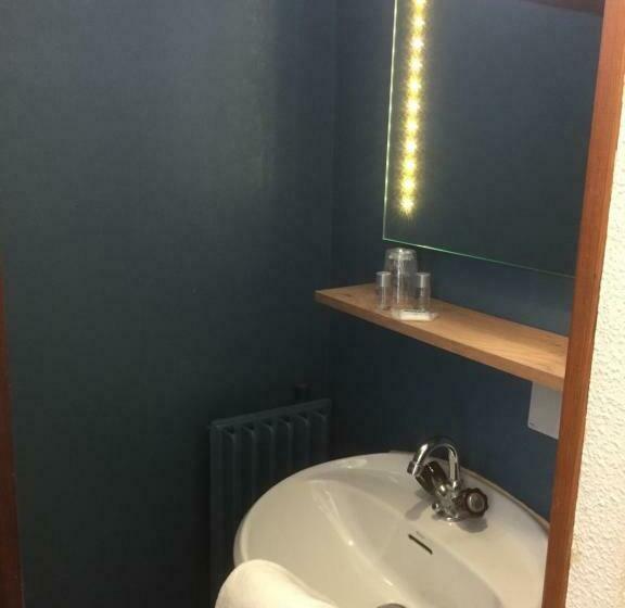 标准单人间, Hôtel Saint Hubert