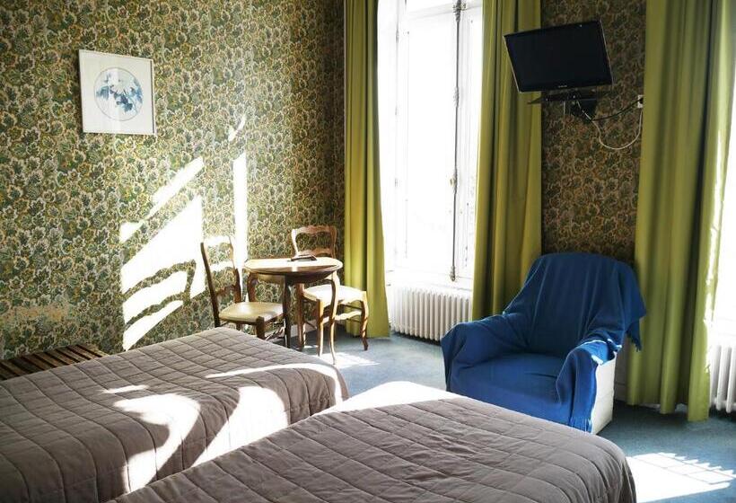 Номер Стандарт, Saint Jean