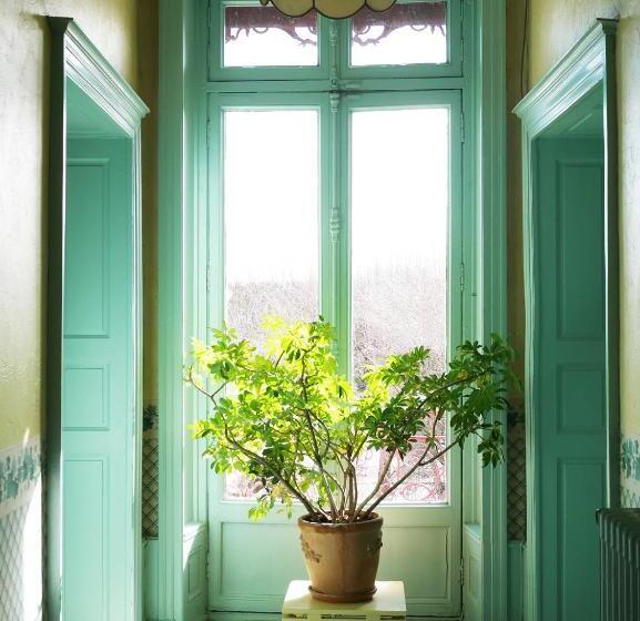 Четырехместный Номер Стандарт, Saint Jean