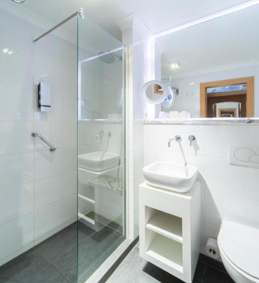 디럭스 룸, Van Der Valk Hotel Saint Aygulf