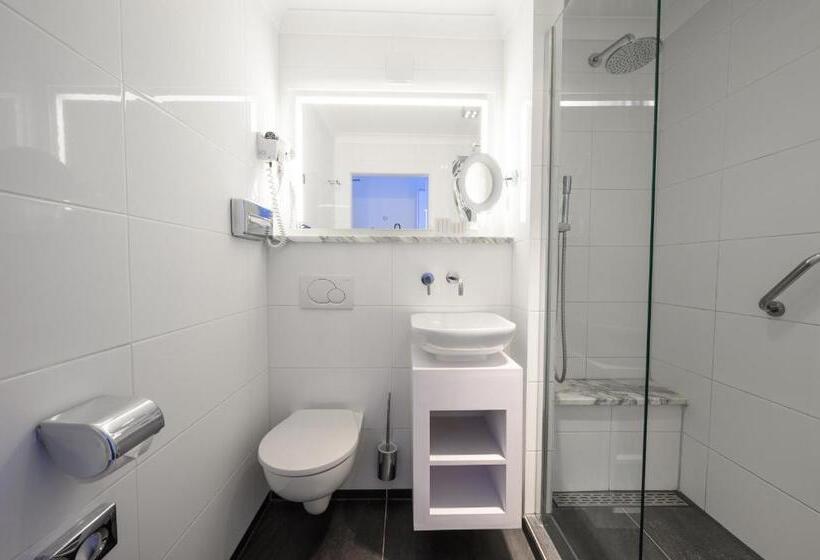 디럭스 룸, Van Der Valk Hotel Saint Aygulf