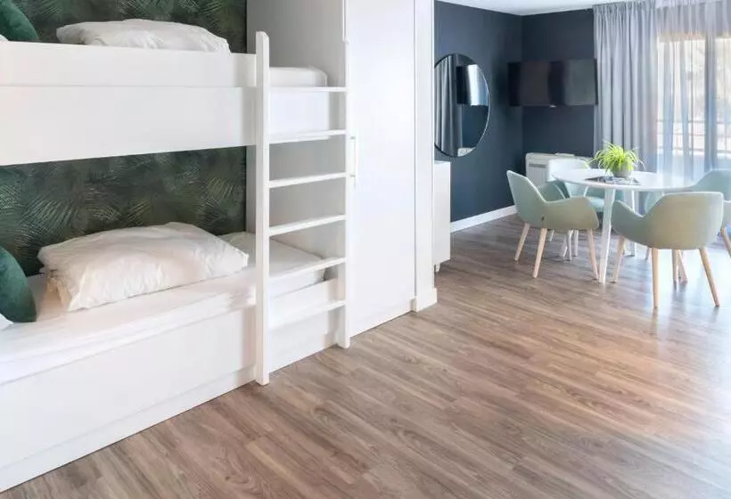 スイート（家族用）, Van Der Valk Hotel Saint Aygulf