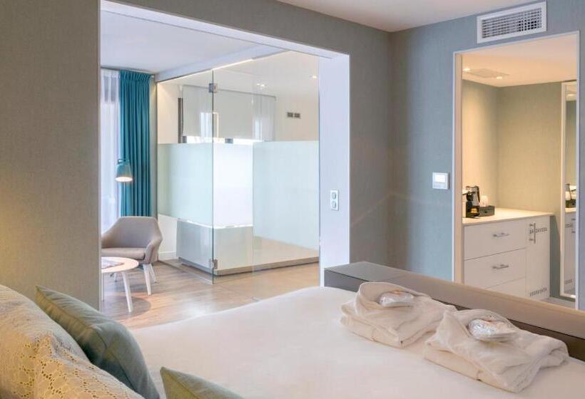 바다 전망 스위트, Van Der Valk Hotel Saint Aygulf