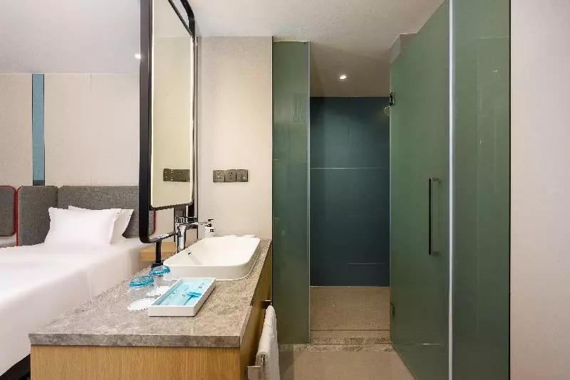 اتاق سوپریور با تخت بزرگ, Tanoa Plaza