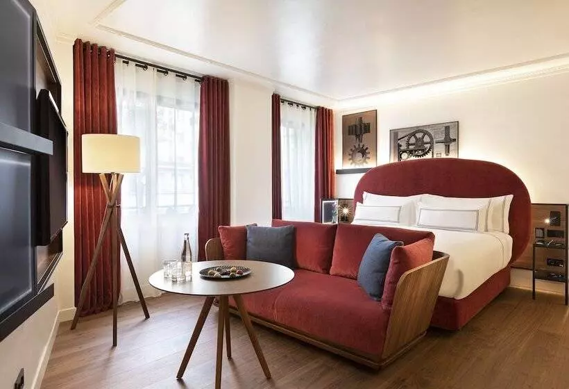 デラックスルーム, Villa Marquis A Member Of Melia Collection Tour Eiffel