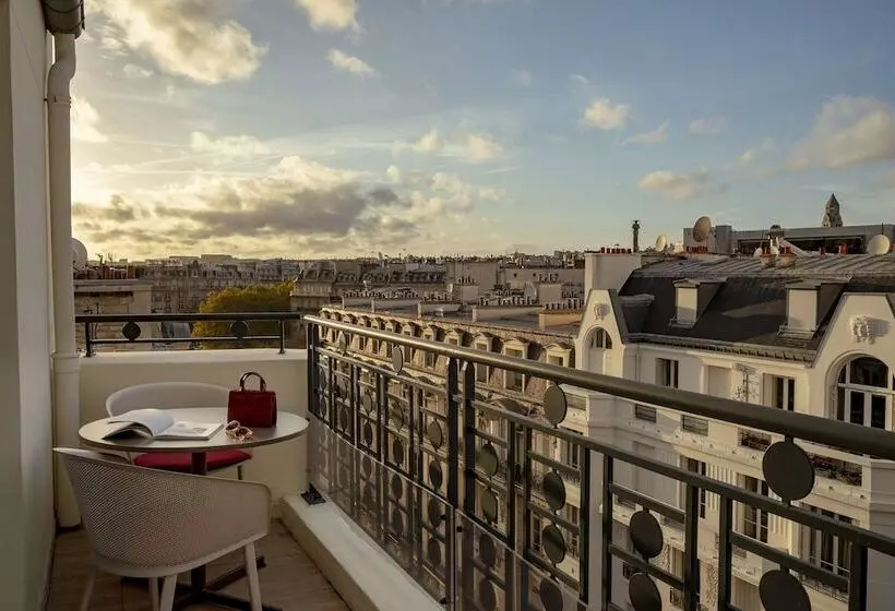 バルコニー付スイート, Villa Marquis A Member Of Melia Collection Tour Eiffel