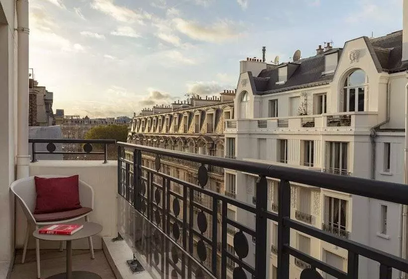 バルコニー付スイート, Villa Marquis A Member Of Melia Collection Tour Eiffel