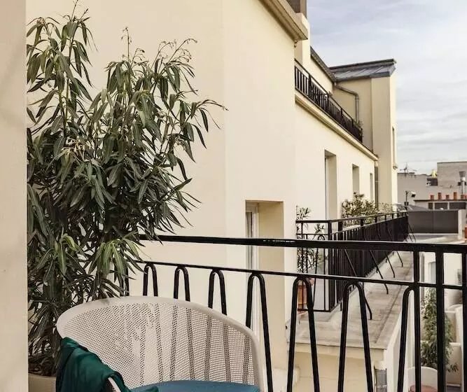バルコニー付きデラックスルーム, Villa Marquis A Member Of Melia Collection Tour Eiffel