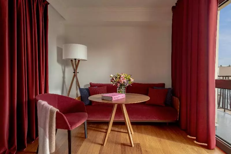 バルコニー付スイート, Villa Marquis A Member Of Melia Collection Tour Eiffel