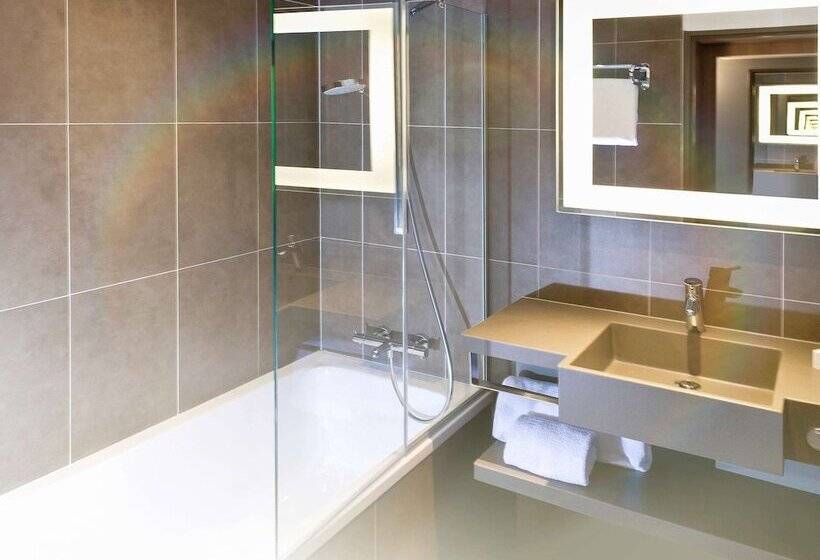 Номер Superior, Novotel Avignon Nord