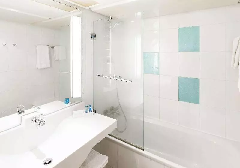 Sviitti, Novotel Avignon Nord
