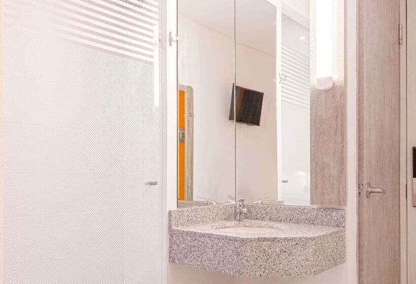 Номер Superior, Novotel Grenoble Nord Voreppe