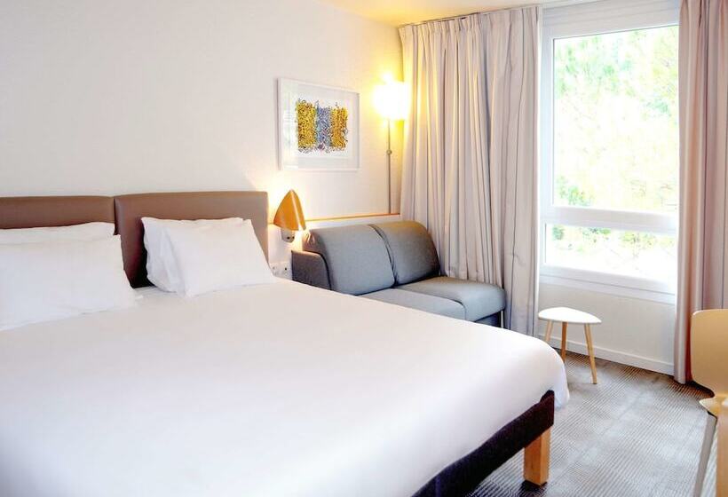 Номер Superior, Novotel Grenoble Nord Voreppe