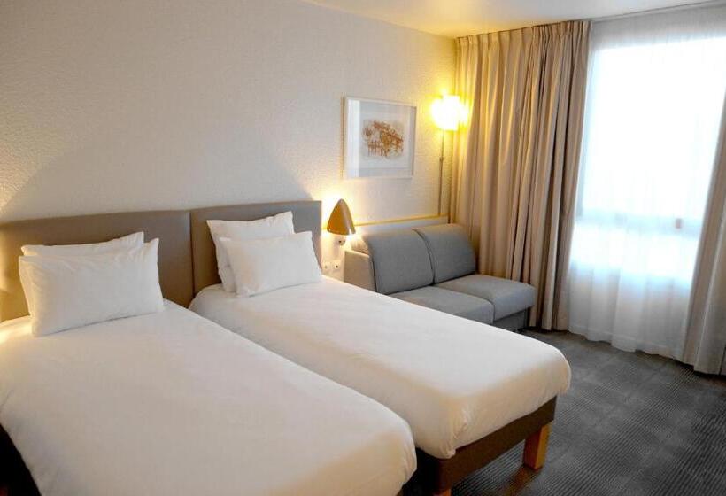 Номер Стандарт, Novotel Grenoble Nord Voreppe
