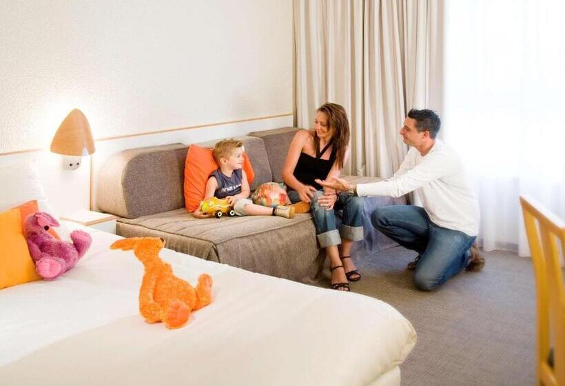 Номер Superior, Novotel Grenoble Nord Voreppe