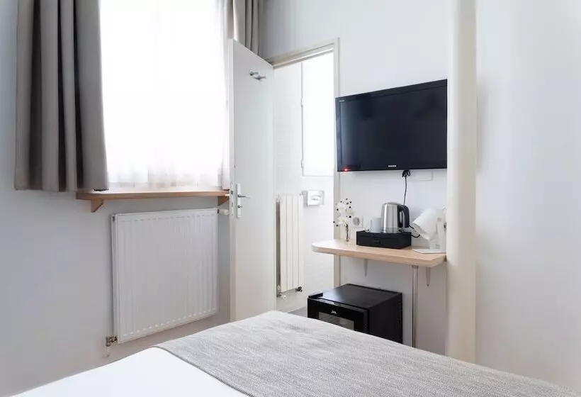 Chambre Standard Individuelle, Palm Astotel