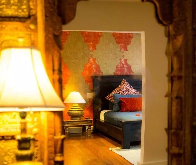 سوئیت پنت هاوس, The Pearl South Pacific Resort, Spa & Golf Course