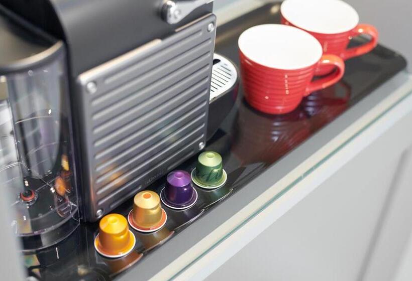 ジュニアスイート, Burnham Beeches