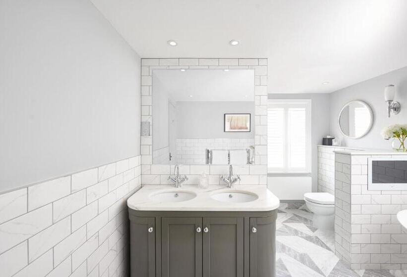 スイート, Burnham Beeches