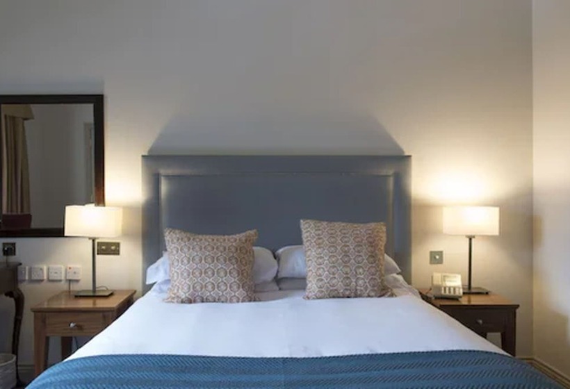 Классический Номер, Bush Hotel Farnham