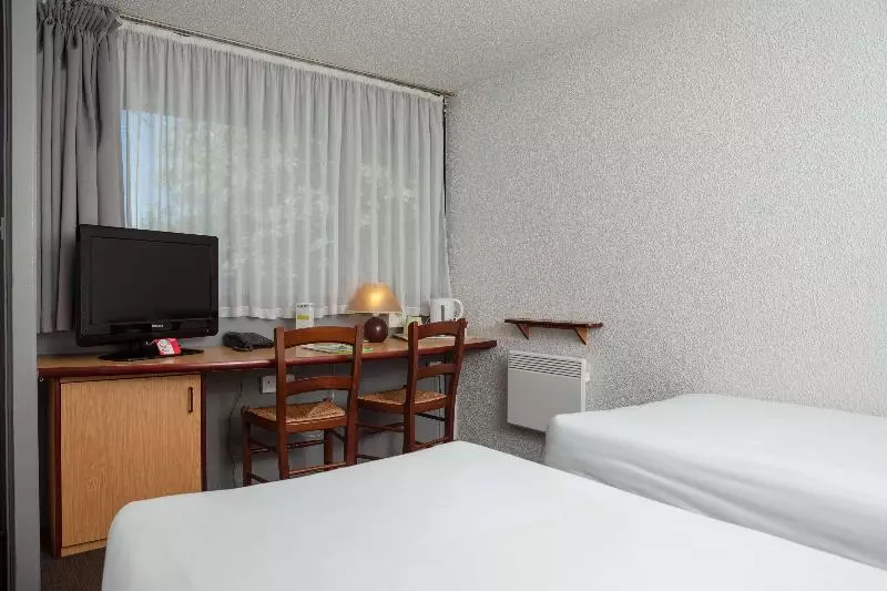 スタンダードルーム, Campanile Hotel   Basildon   East Of London