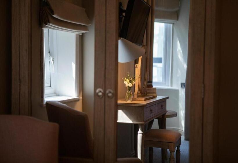 Номер Комфорт, Cottage In The Wood