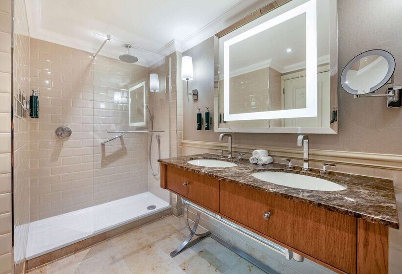 جناح جونيور, Hilton Grand Vacations Club Craigendarroch Suites Scotland