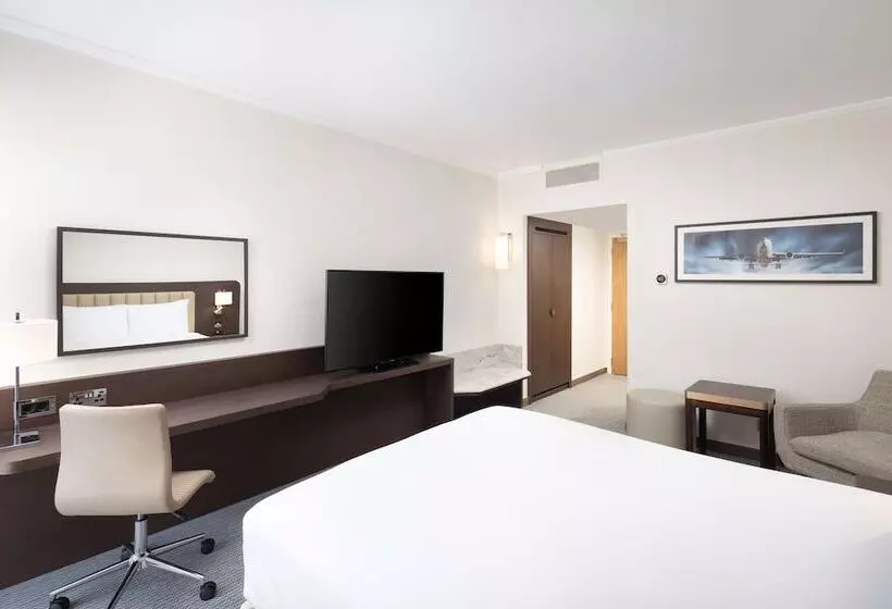 デラックスルーム, Hilton London Gatwick Airport
