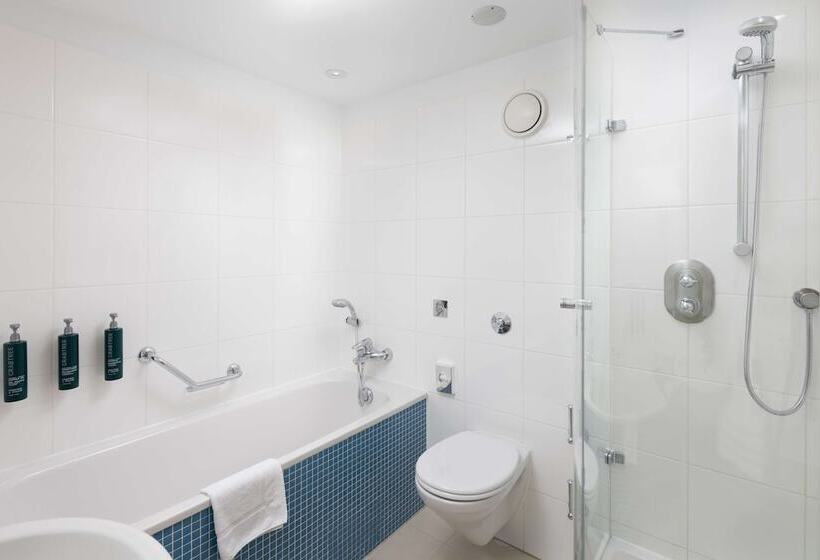 Номер Executive, Hilton London Gatwick Airport