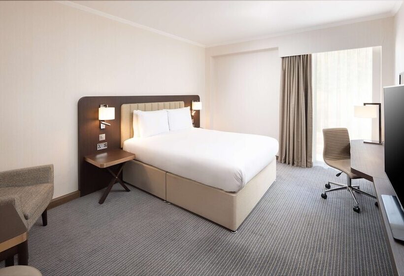 חדר דלוקס, Hilton London Gatwick Airport