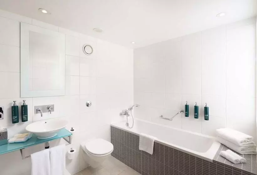 スイート, Hilton London Gatwick Airport