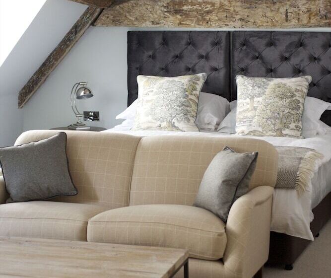 ジュニアスイート, Kings Head