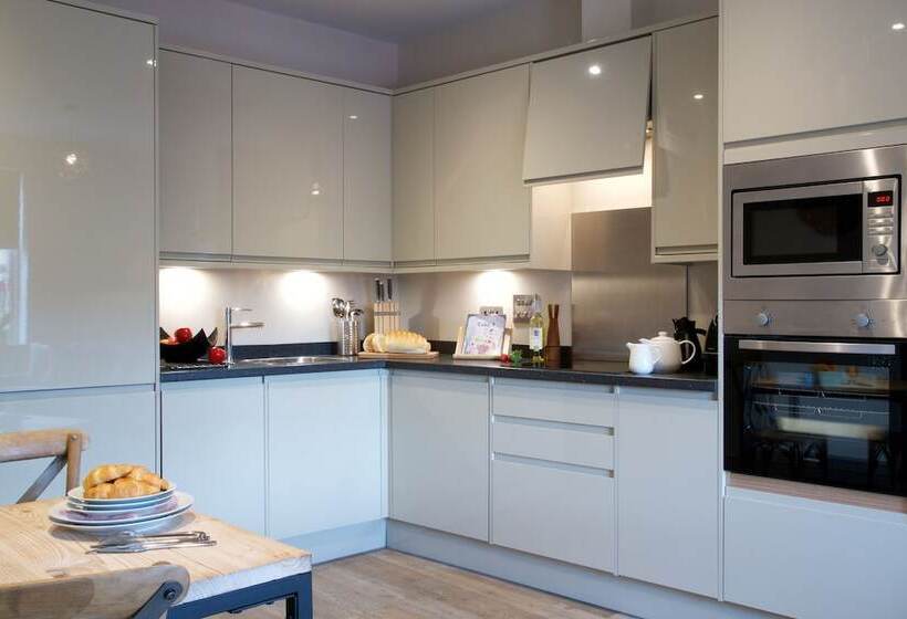 １ベッドルームアパートメント, Kings Head