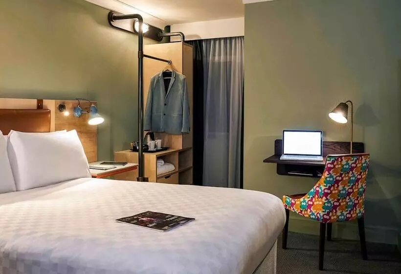اتاق خانوادگی, Mercure Bristol Grand