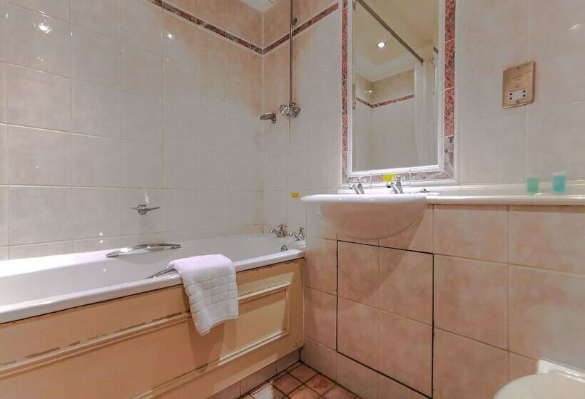 غرفة قياسية, Muthu Belstead Brook