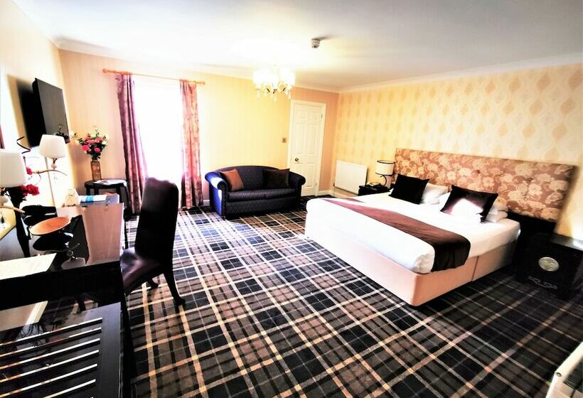 غرفة عائلية, Muthu Belstead Brook