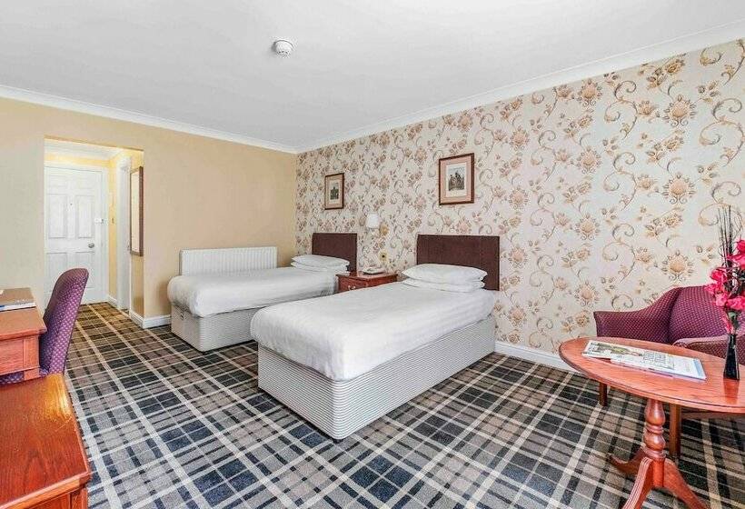 غرفة كلوب, Muthu Belstead Brook