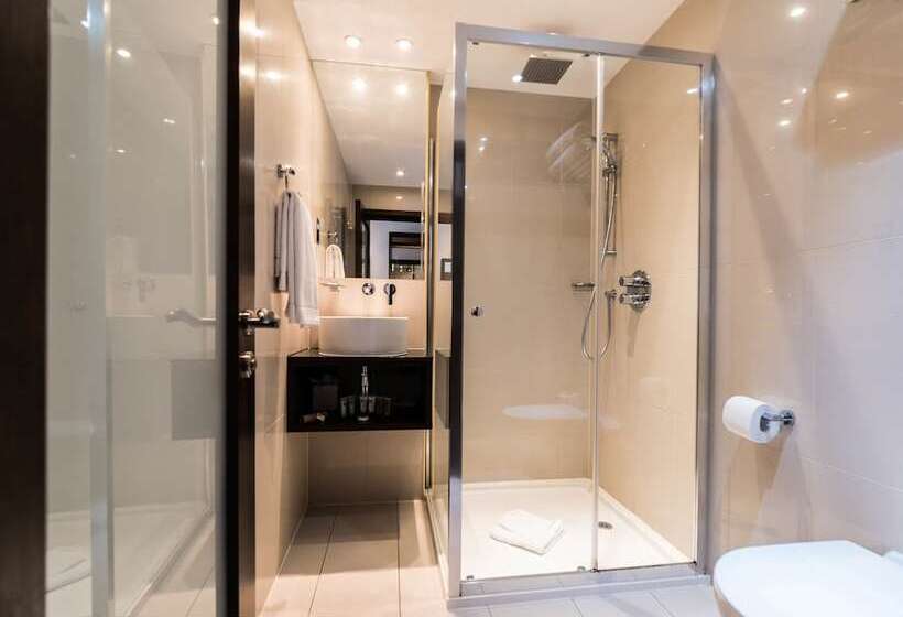 Номер Клуб, Park Avenue Baker Street