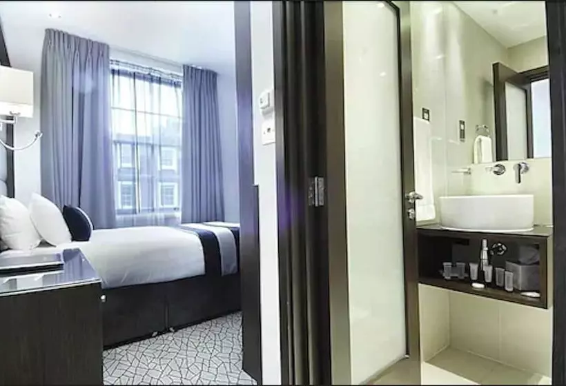 اتاق کلاب یک تخته, Park Avenue Baker Street