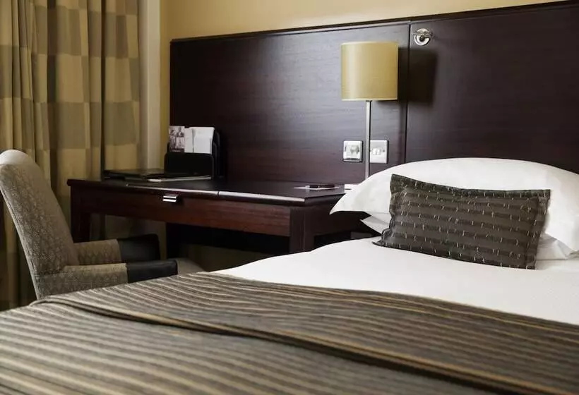 Executive-huone, Pomme D Or