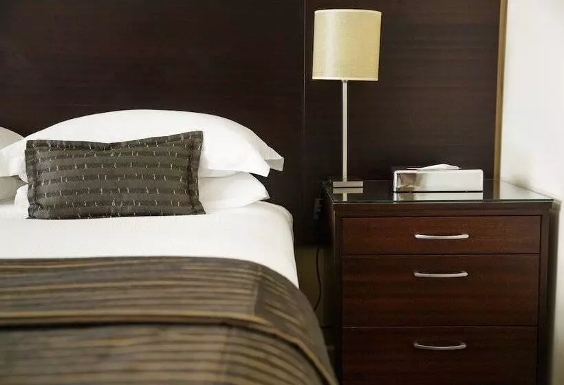 Executive-huone, Pomme D Or