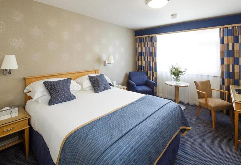 اتاق کلاسیک, Pomme D Or