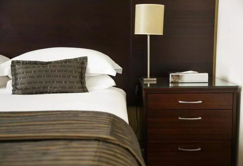 Executive-huone, Pomme D Or