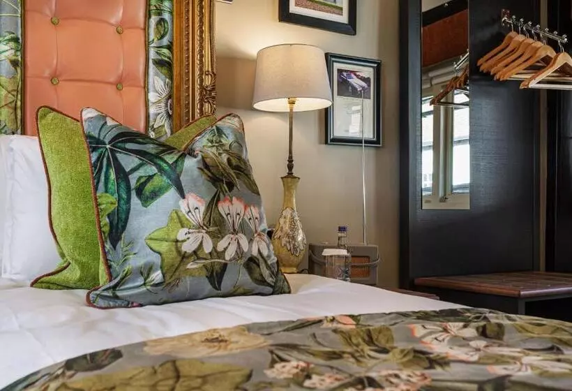 スタンダードルーム, The George Hotel, Dorchester On Thames, Oxfordshire