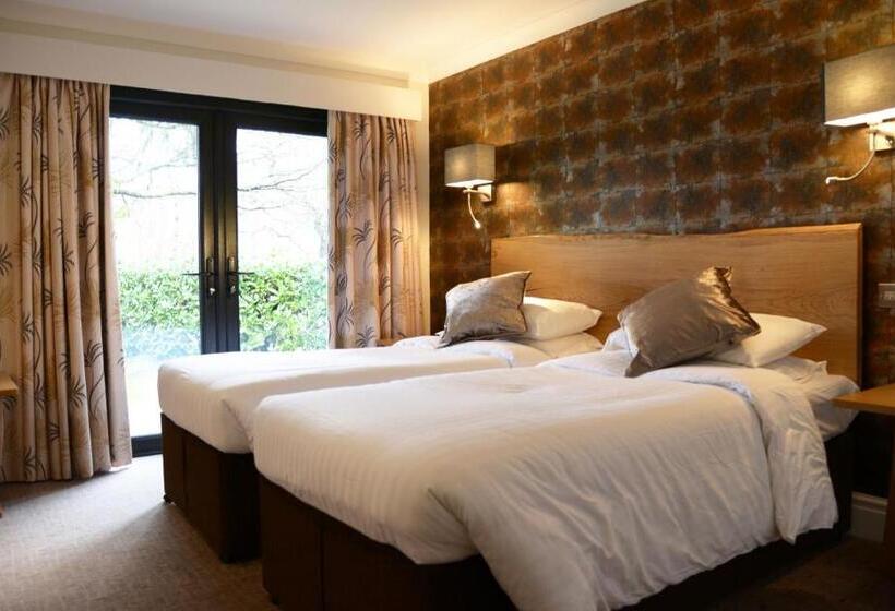 수피리어 룸, The Waterloo