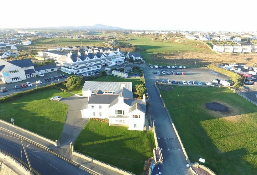Семейный Номер, Trearddur Bay