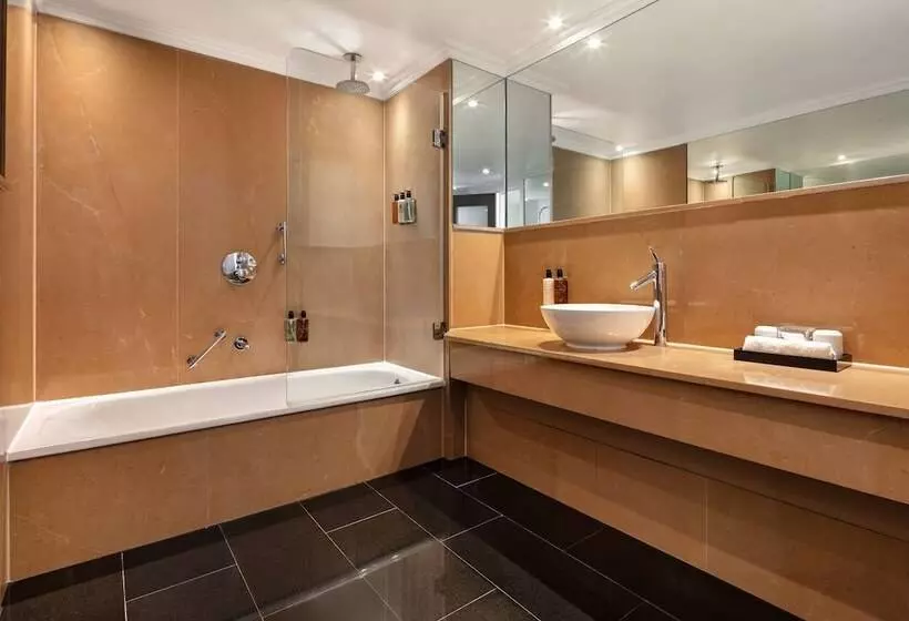 اتاق پرمیوم, Radisson Blu Hotel, London Bloomsbury