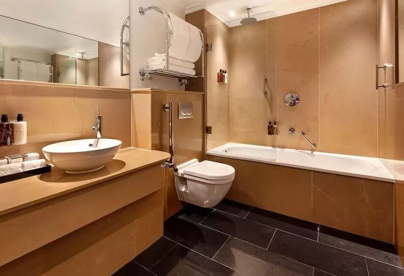 اتاق پرمیوم, Radisson Blu Hotel, London Bloomsbury