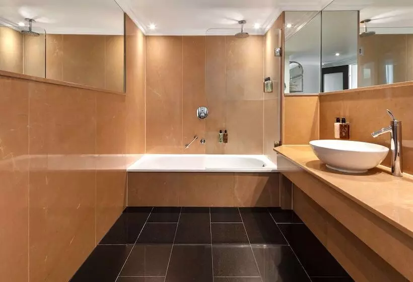 اتاق پرمیوم, Radisson Blu Hotel, London Bloomsbury